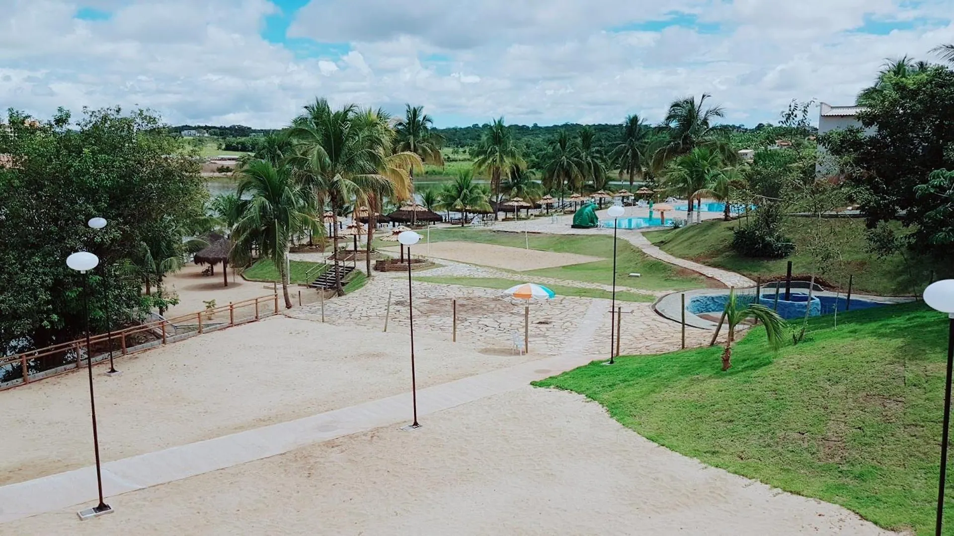 Resort Do Lago - Central De Reservas كلدس نوفاس 5*,
